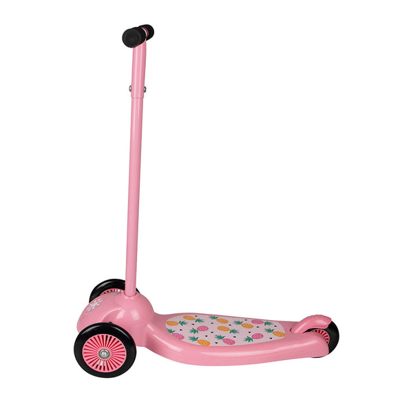 PlayWheels 3- Wheel Leaning Scooter